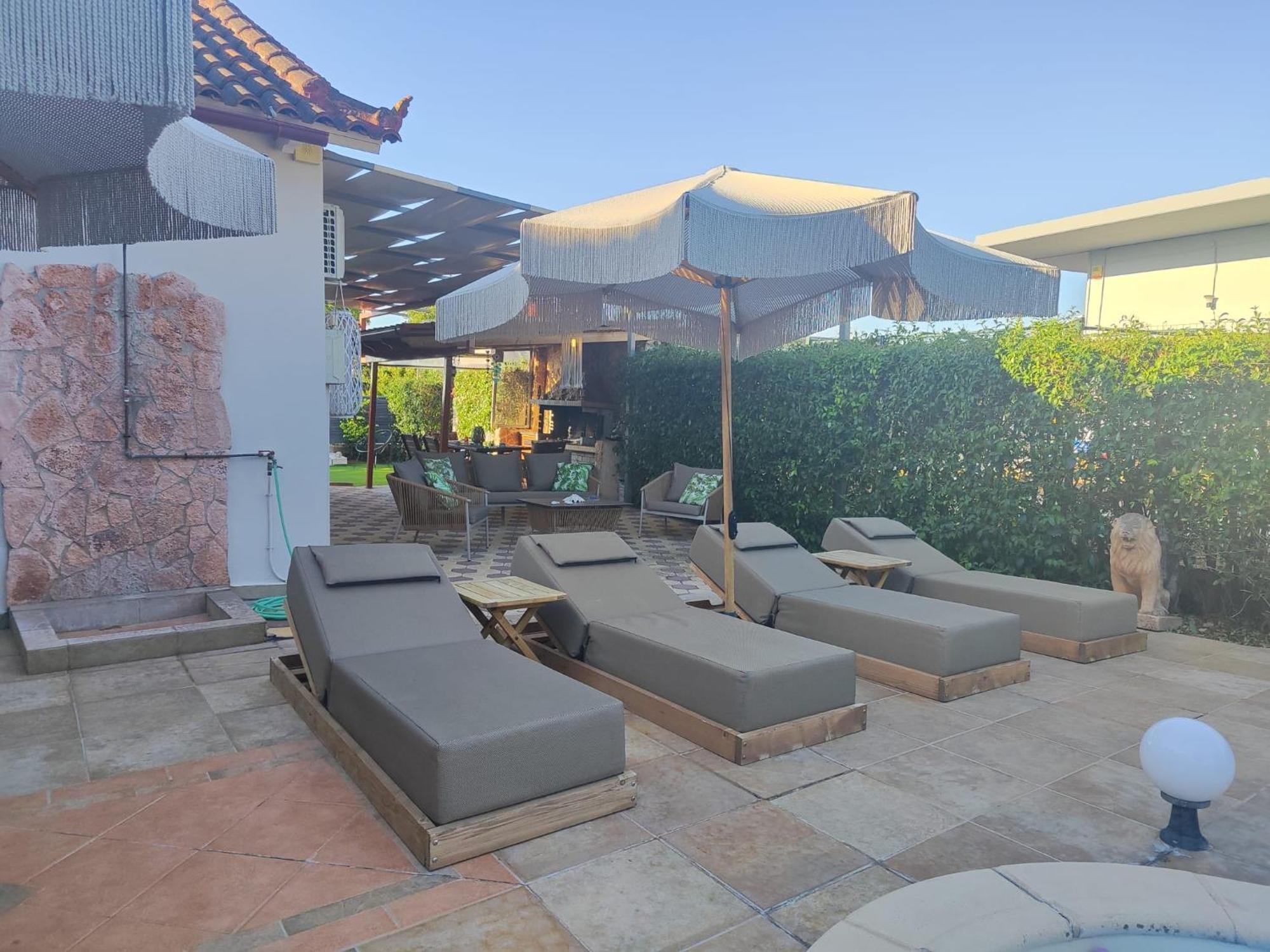 Luxury Villas Chrysa Private Pool & Spa ナフプリオ エクステリア 写真