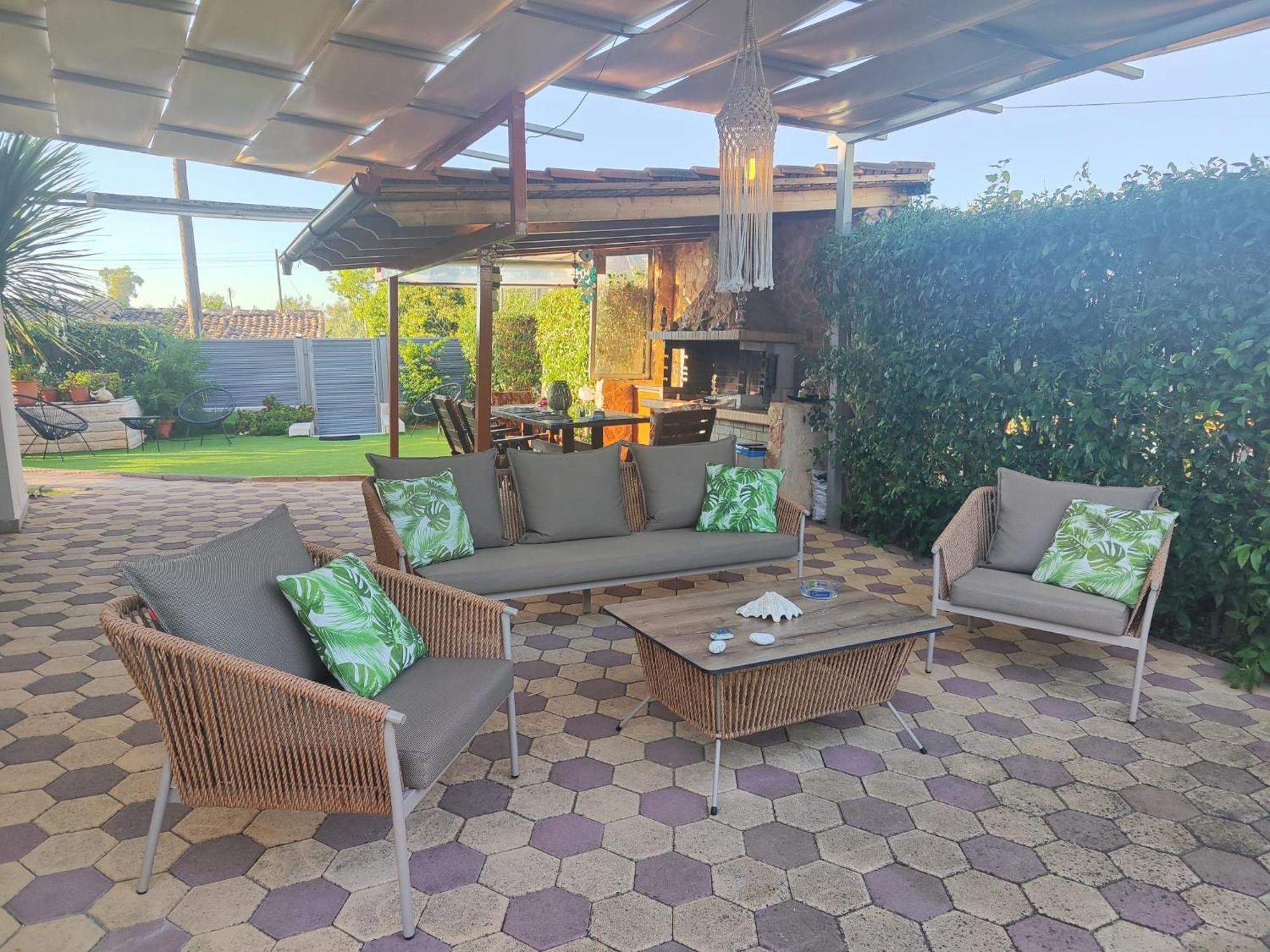 Luxury Villas Chrysa Private Pool & Spa ナフプリオ エクステリア 写真