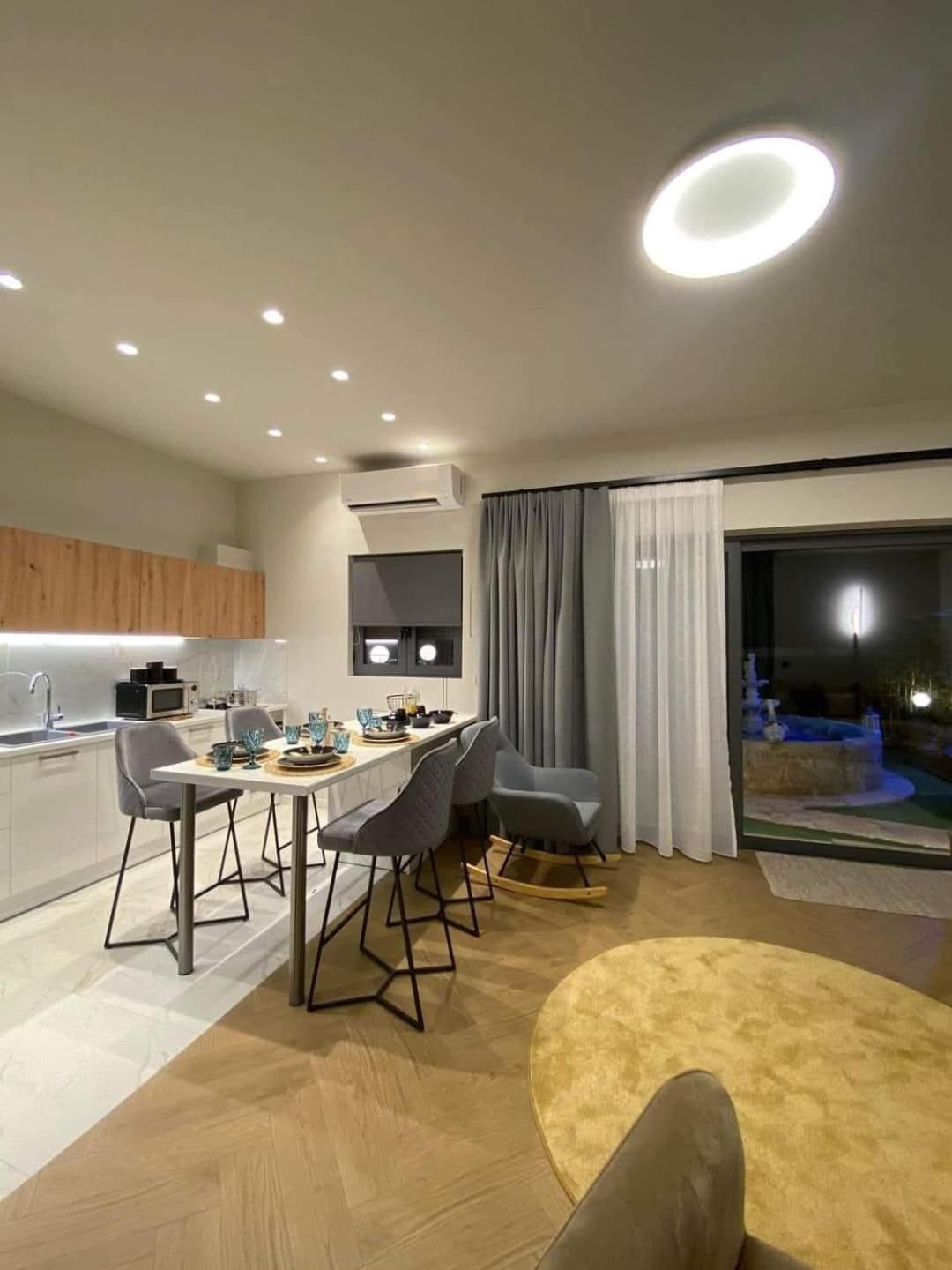 Luxury Villas Chrysa Private Pool & Spa ナフプリオ エクステリア 写真